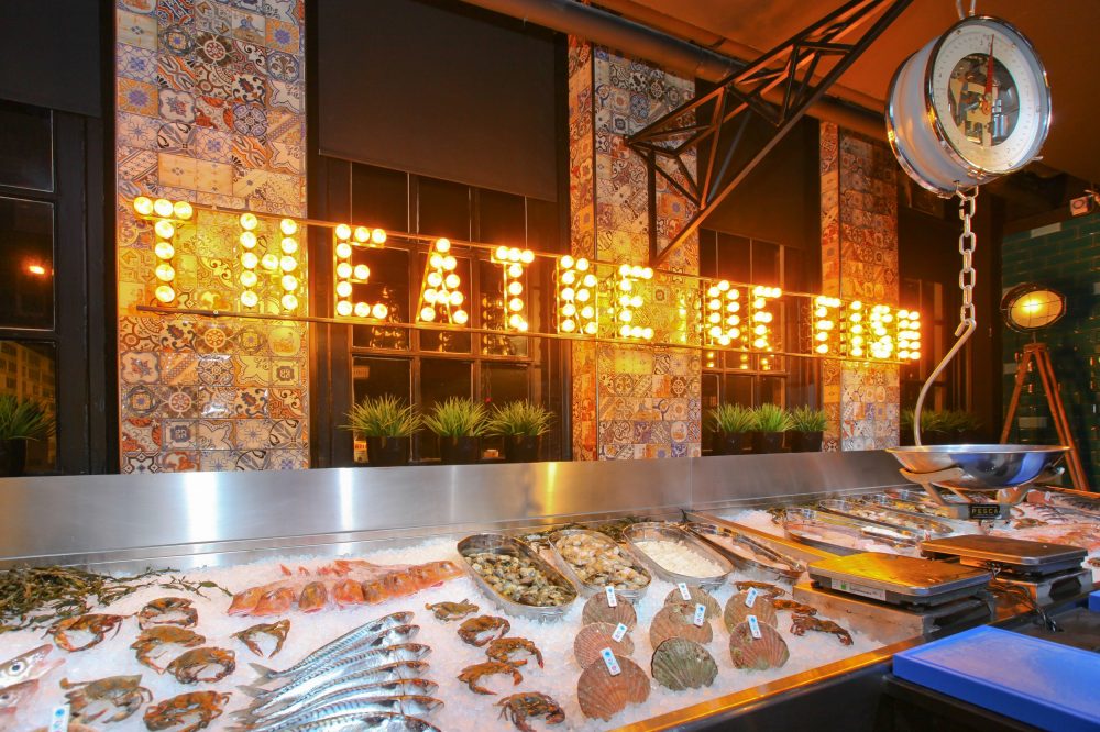 Led-bollen theatre of fish