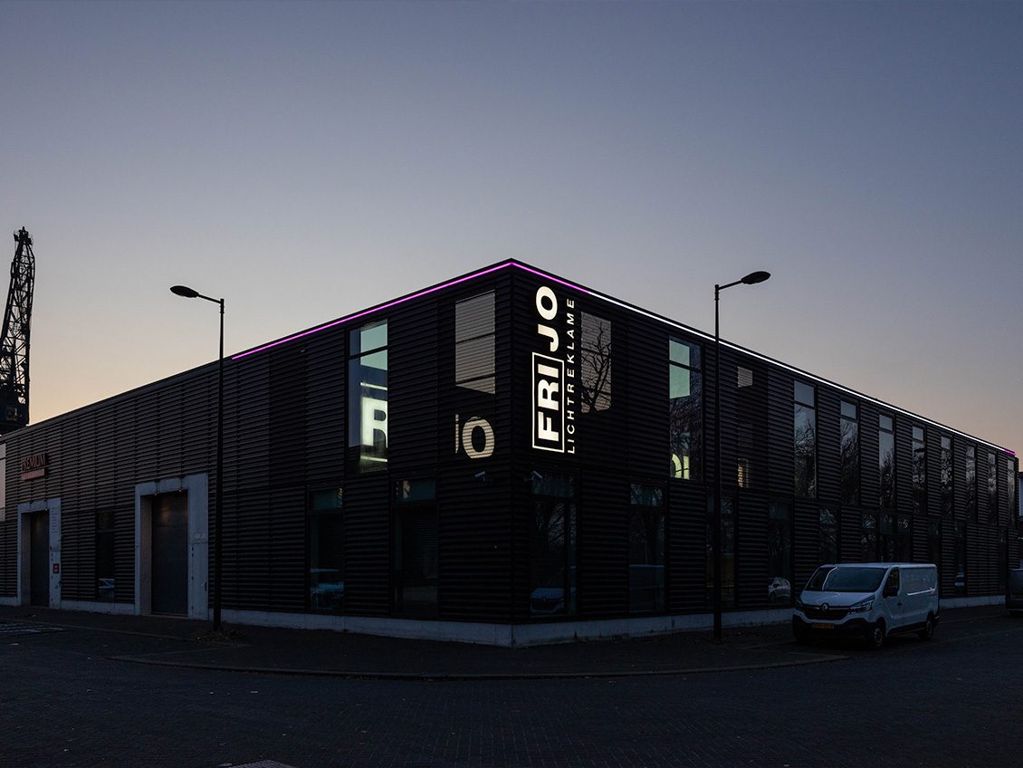 dynamische led lichtlijn voor gebouwen