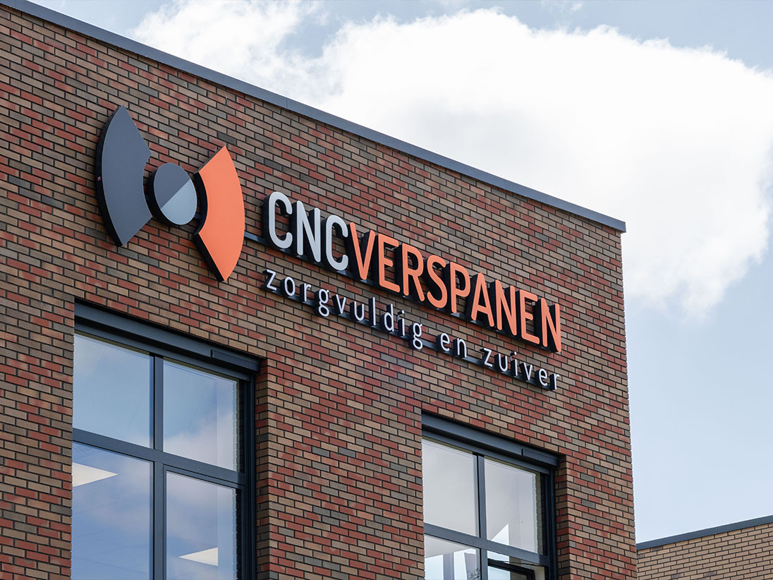 Doosletters kantoor CNC Verspanen Zoetermeer