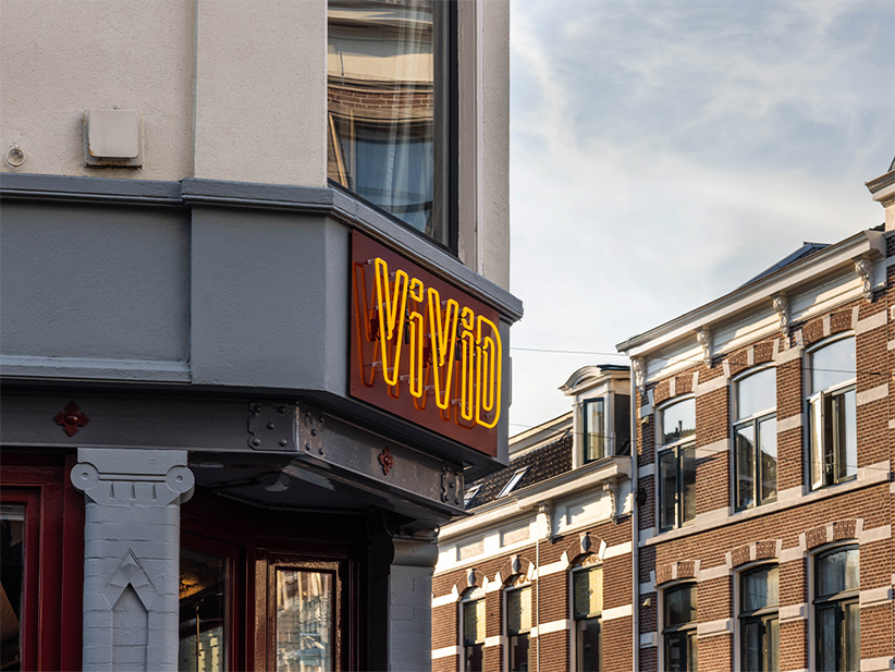Neon logo restaurant Utrecht