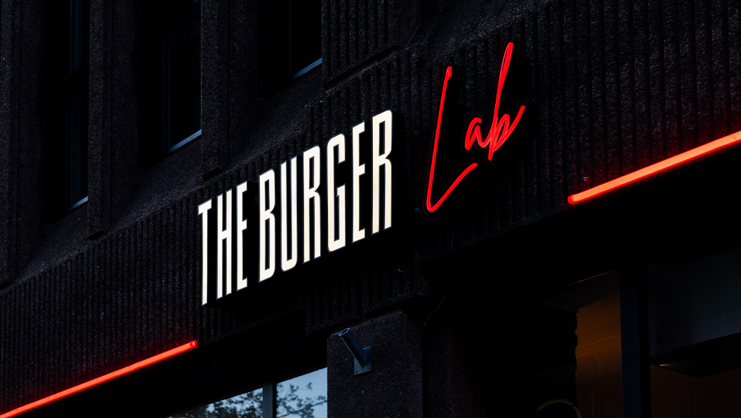 Verlichte 60s doosletters The Burger Lab in Amsterdam