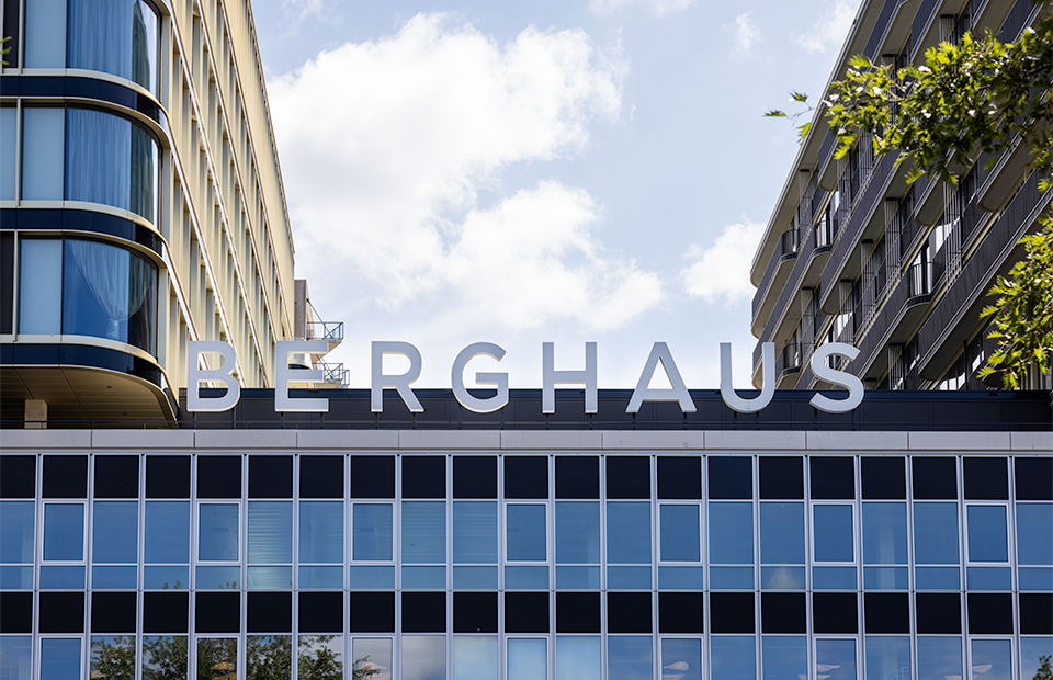 Berghaus Amsterdam doosletters