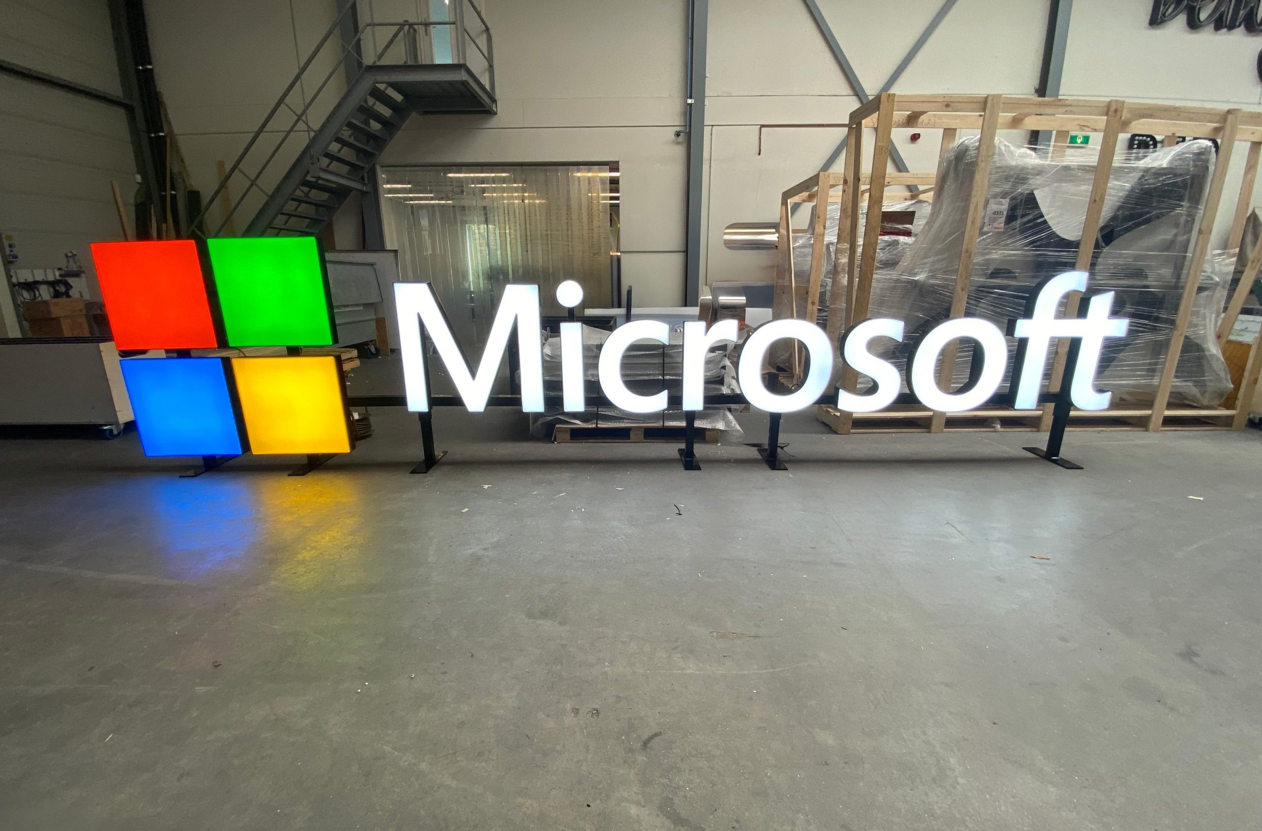 Microsoft verlicht logo voor beurs