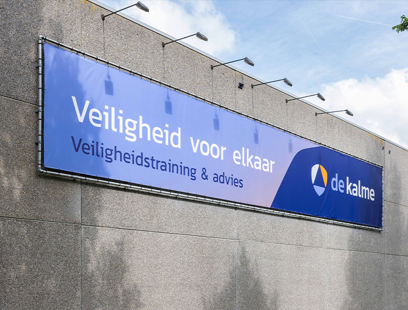 De Kalme Amsterdam spandoek