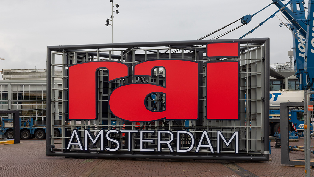 Verlichte doosletters RAI Amsterdam